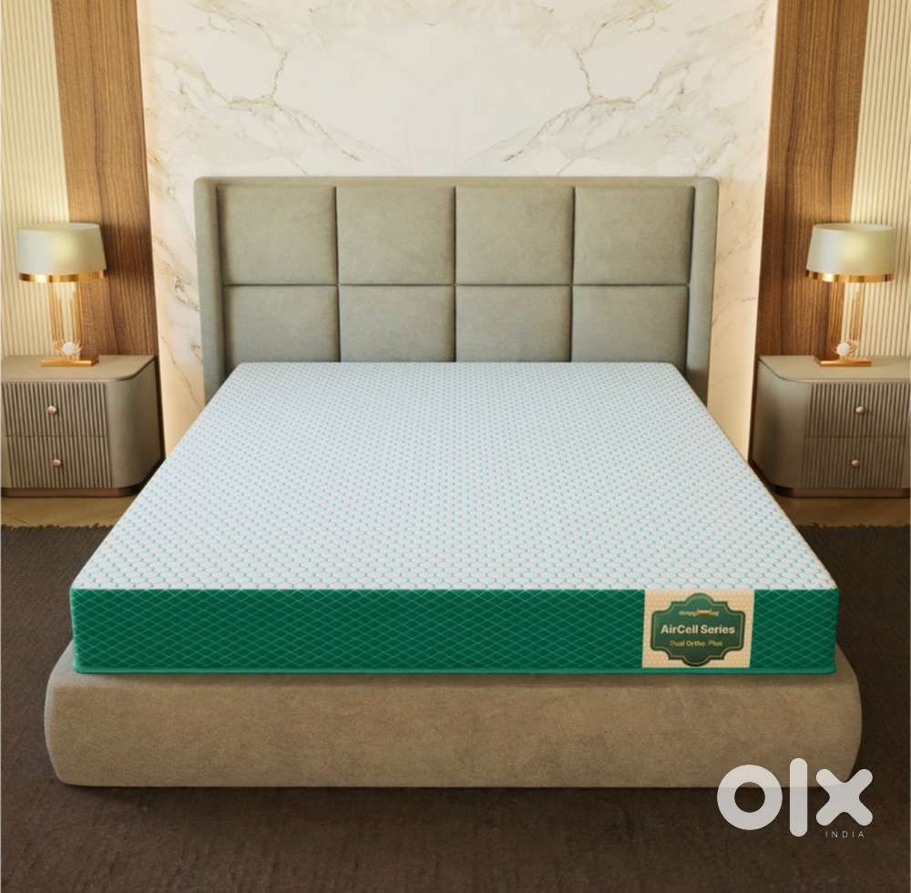 Sleephug Queen Size 4inch Mattress Moveout sale