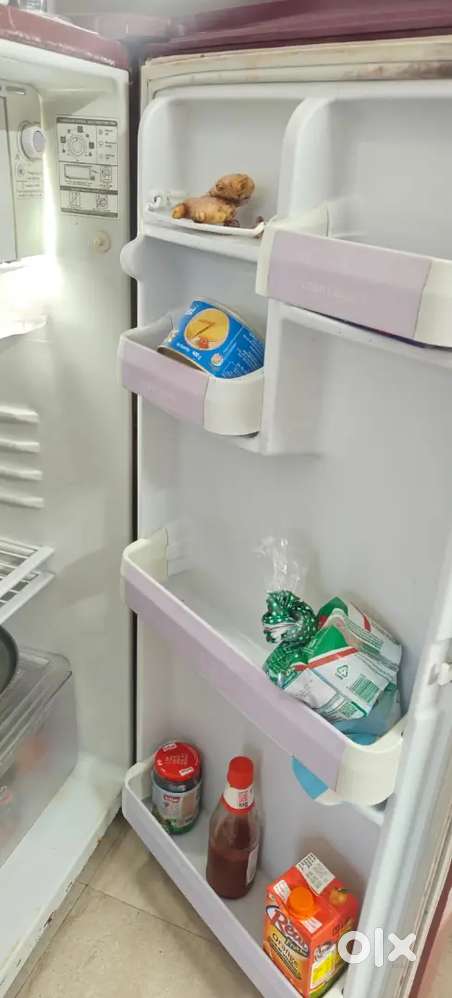 LG fridge fully working available at Low price