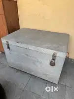 Iron storage box