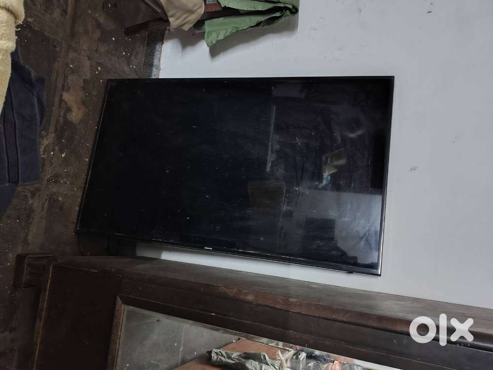 Samsung 55 inch led tv not working properly