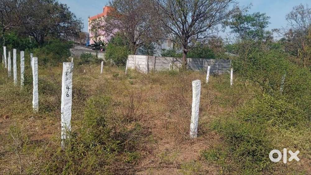 LRS APPRPOVED PLOT SOUTH FACE IN GATED COMMUNITY ON WARANGAL HIGHWAY