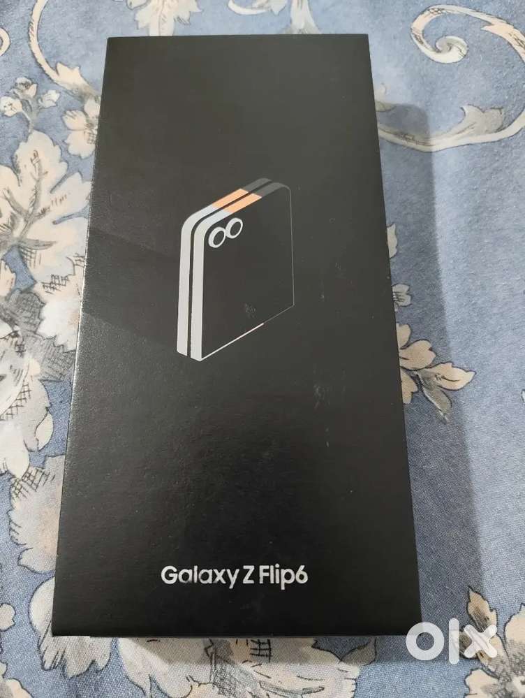 Samsung Z Flip 6 12/512 GB White - Under warranty
