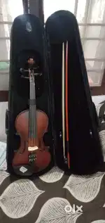 4 Stringed Violin