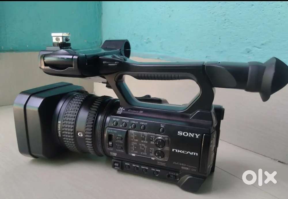 SONY NX100 AND NIKON D750 FULL FREM