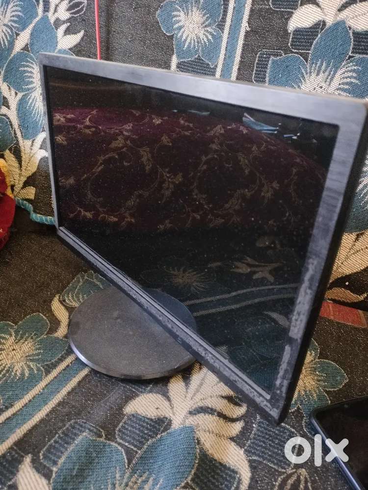 AOC led monitor 15inch (read description)