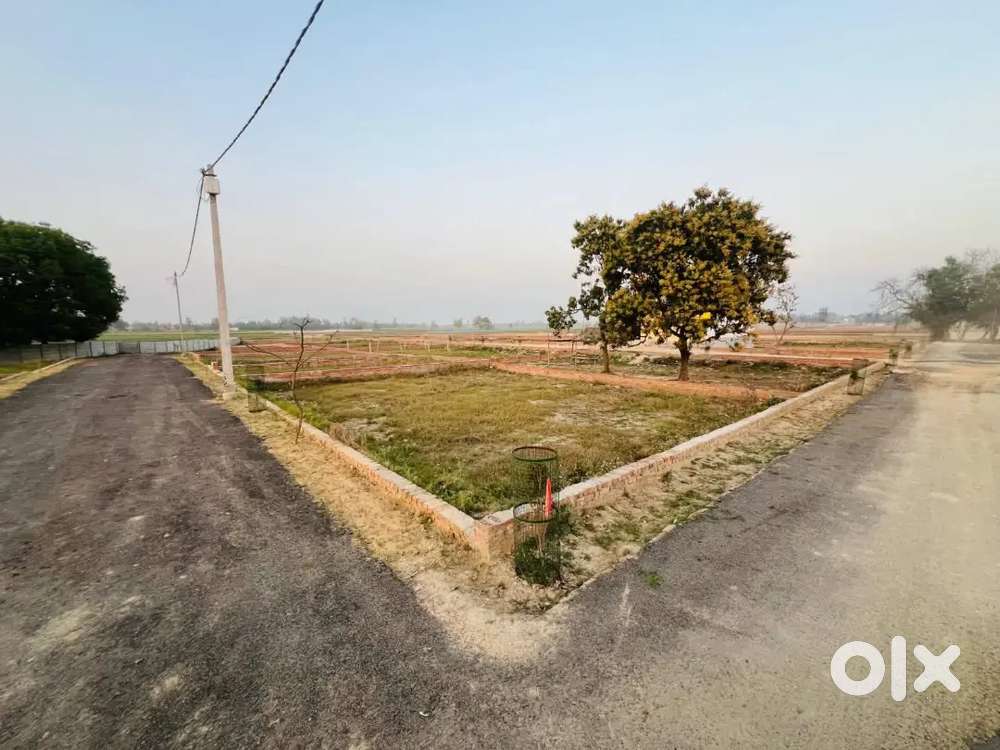 वाराणसी हाईवे पर प्लांट बुक करें मात्र 11000 में बुलडोजर से मुक्त