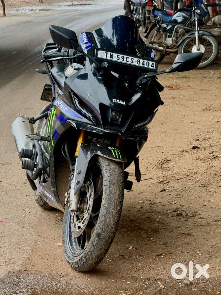 Yamaha R15M