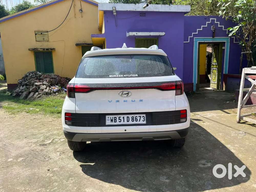 Hyundai New Venue 2025 Petrol 5000 Km Driven