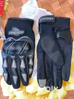 Riding gloves for bikes and scooty