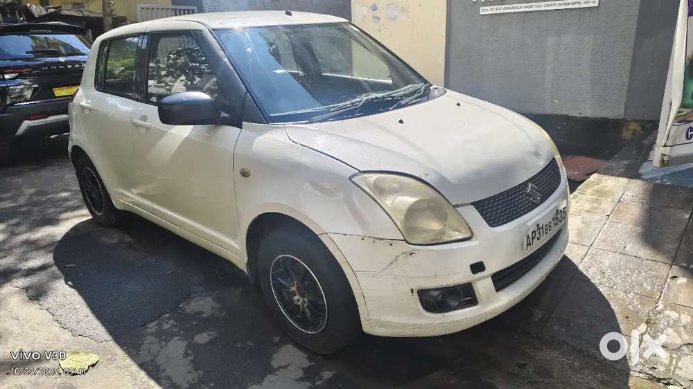 Maruti Suzuki Swift ZXI ABS 2011