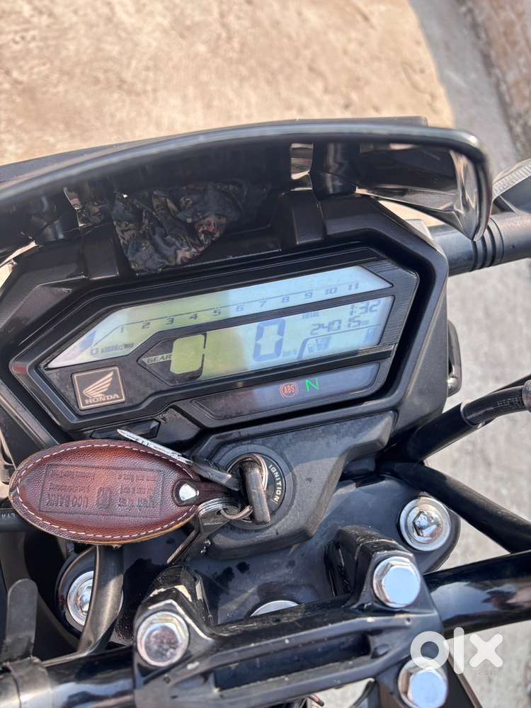 Abs breaking system,digital meter,engine 160cc, mileage upto 50