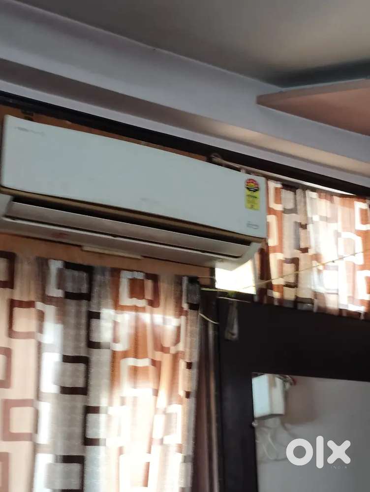 Voltas Inverter AC    split 1.5 ton