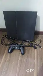 Ps4 good condition(negotiable)