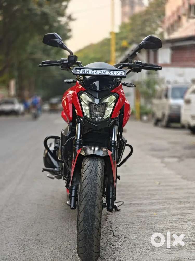 BAJAJ DOMINAR 400CC BS4 2018