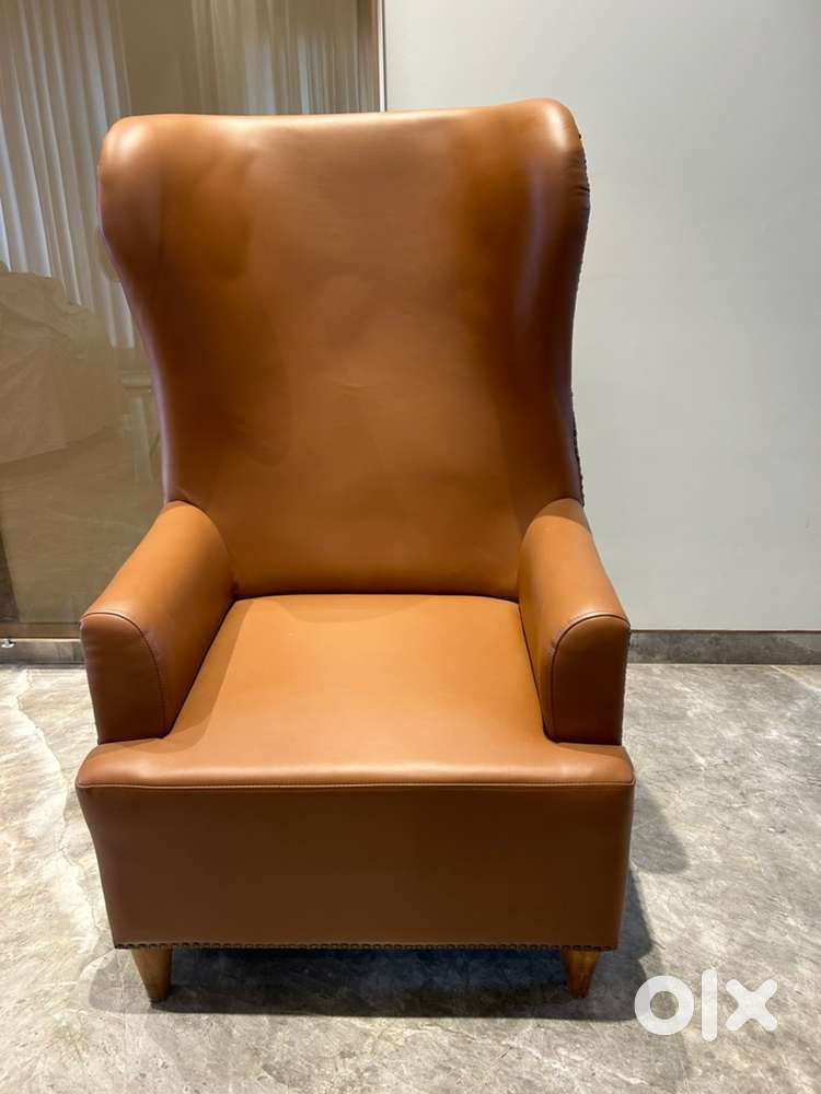 Accent chairs