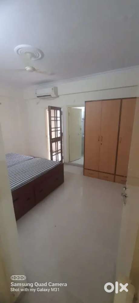Rent for 3bhk flat semi furnished covered campus near aakruti Eco.