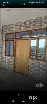 2 bhk big room big hall western bathroom 24 hours water near school