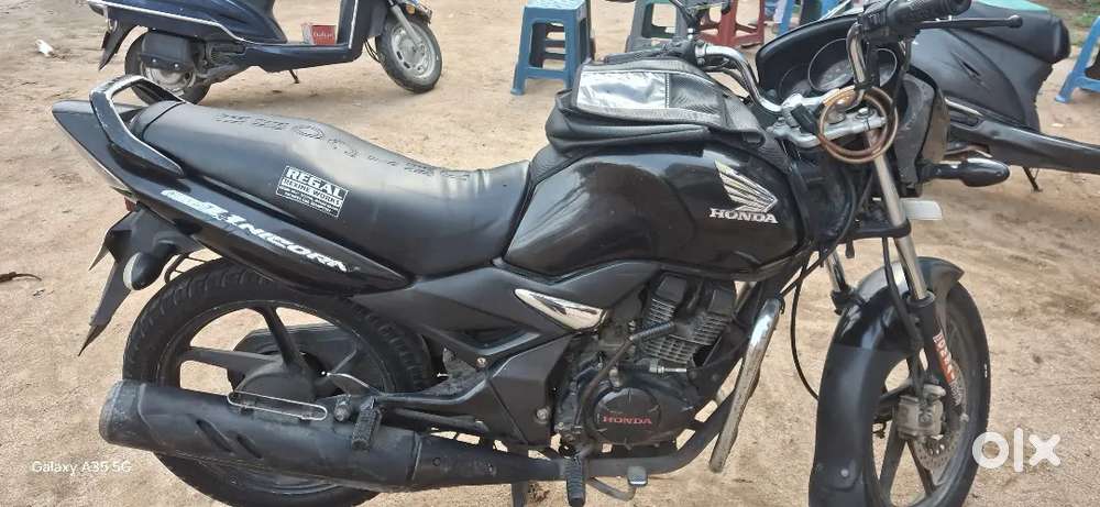 Honda unicorn 2013 150cc v neat condition less driven single owner use