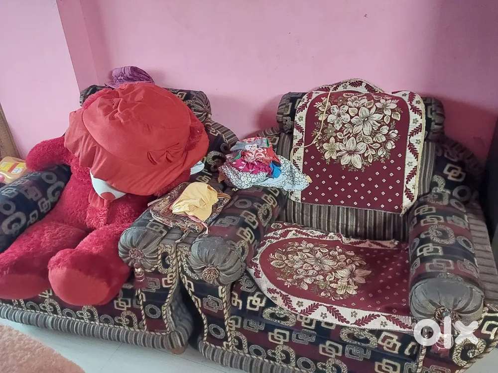 Sofa set 3 plus one plus one