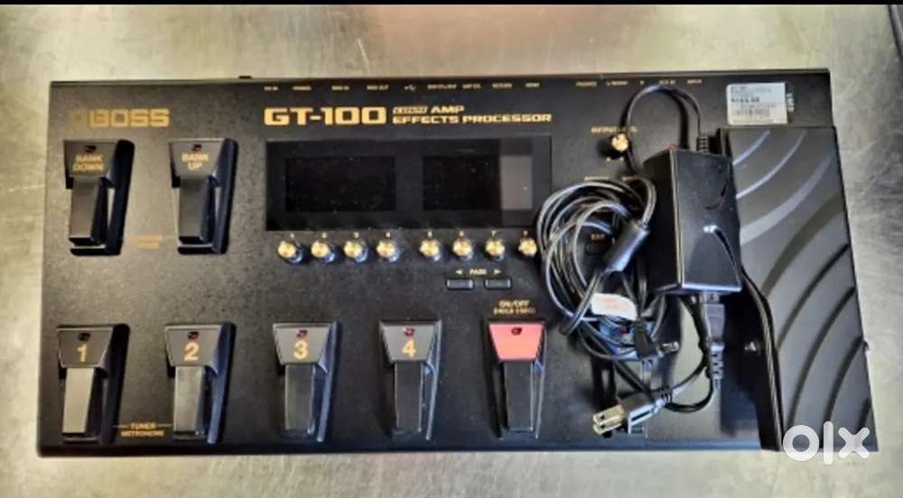 Boss GT100 Guitar Effects Processor Legendary Tone Perfect Guitar FX