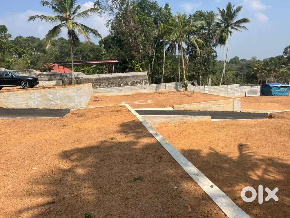 Residential plots for sale at Chenkottukonam