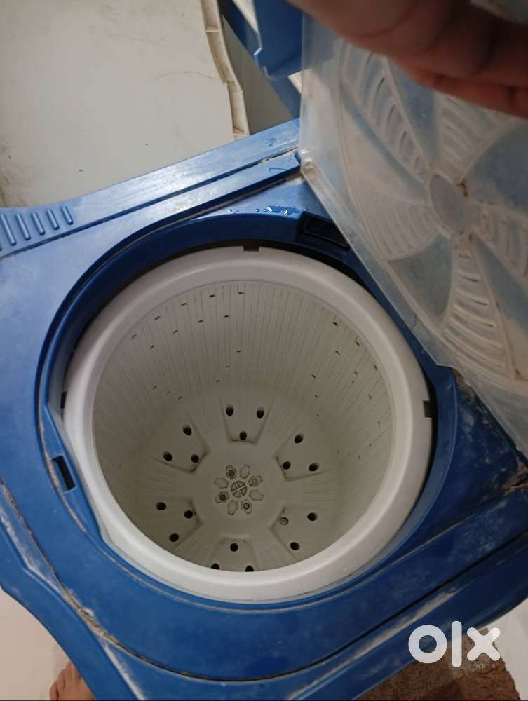 Whirlpool semi automatic washing machine purchase year 2017