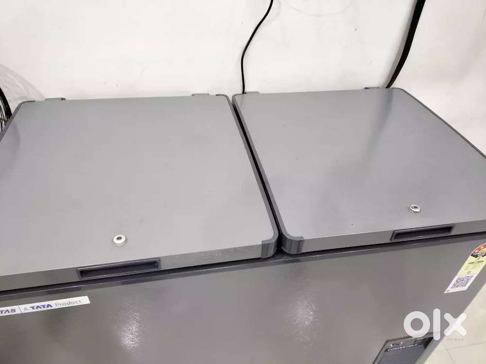 Voltas freezer 303litre 4 star