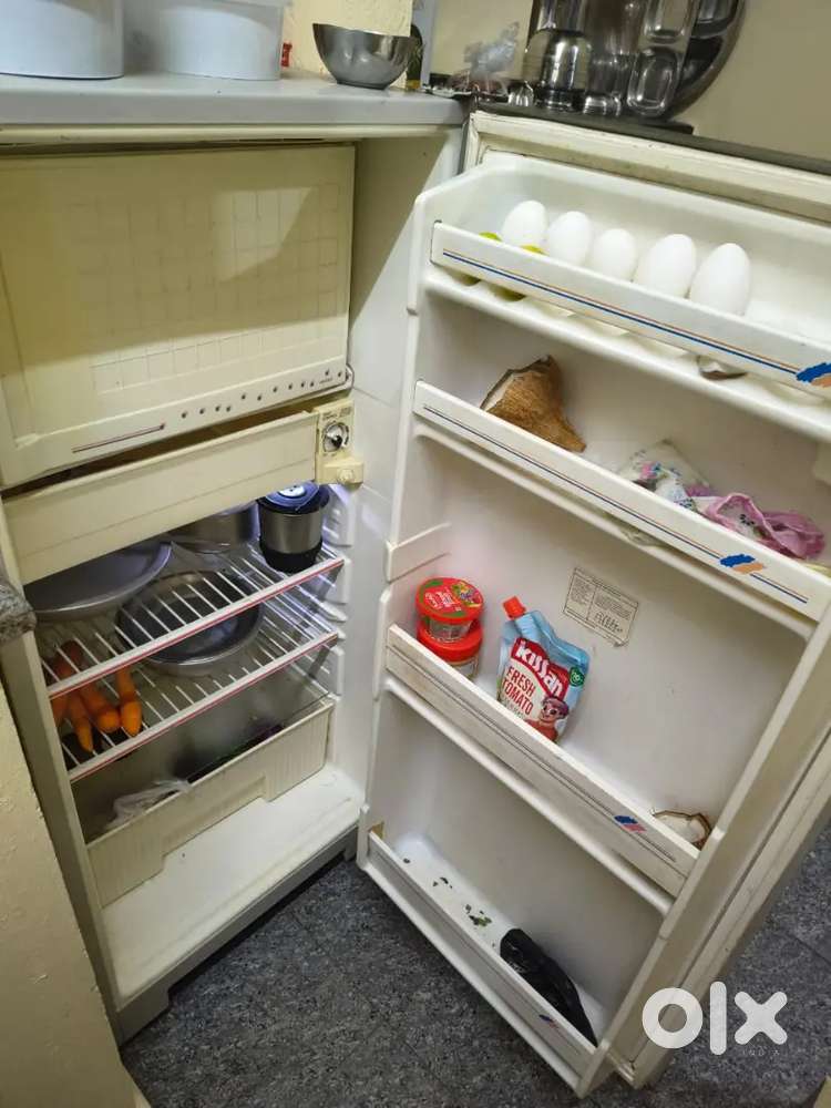 Urgent sell fridge in shriperubudur