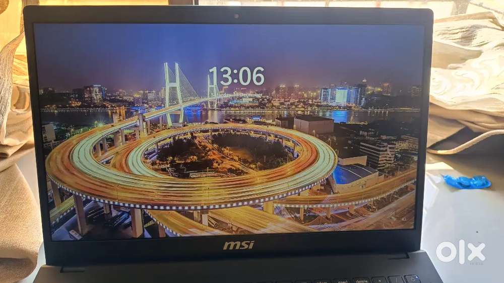 Laptop Msi Modern 13