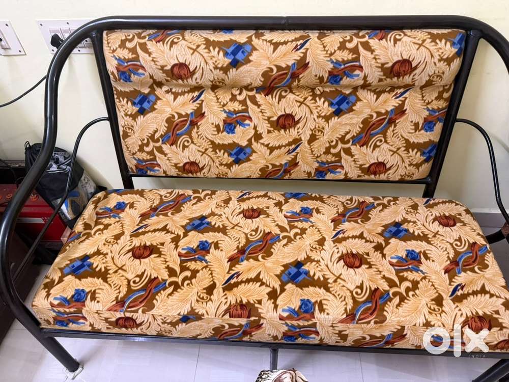 Steel sofa - good quality fabric material