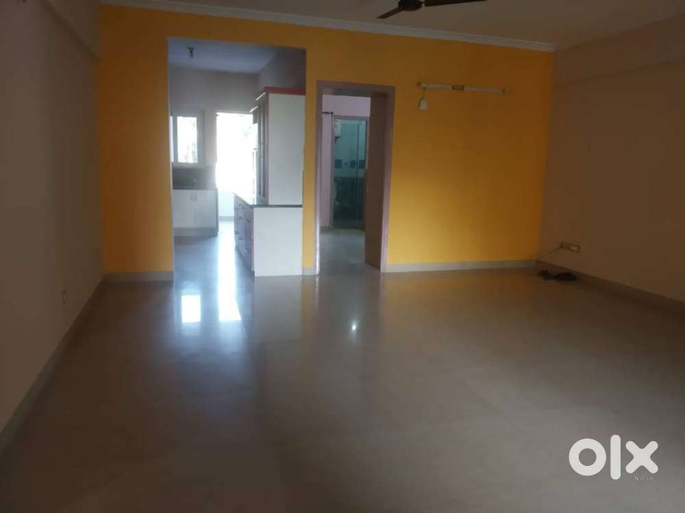 3BHK behind Meenakshi Mall, Banneghatta road, semi furnished