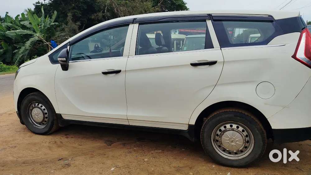 Mahindra marazzo