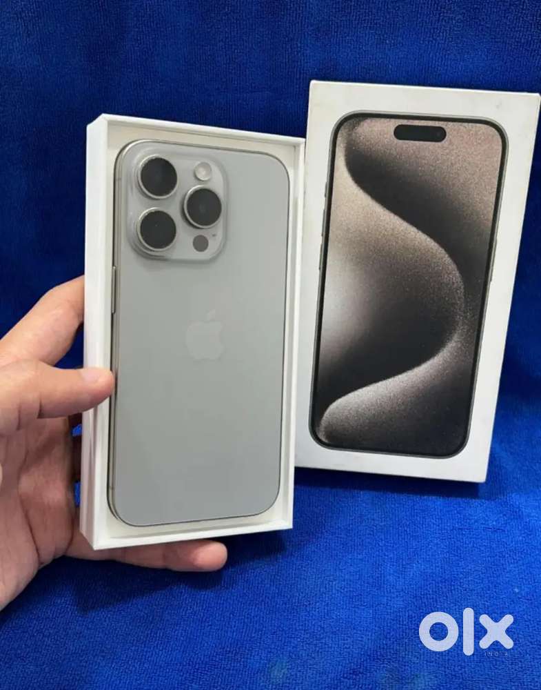 Iphone 15 pro natural colour  ( 256GB )