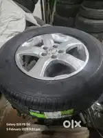 Scorpio s11 alloy wheels with brand new bridgestone ecopia tyre Sat 4