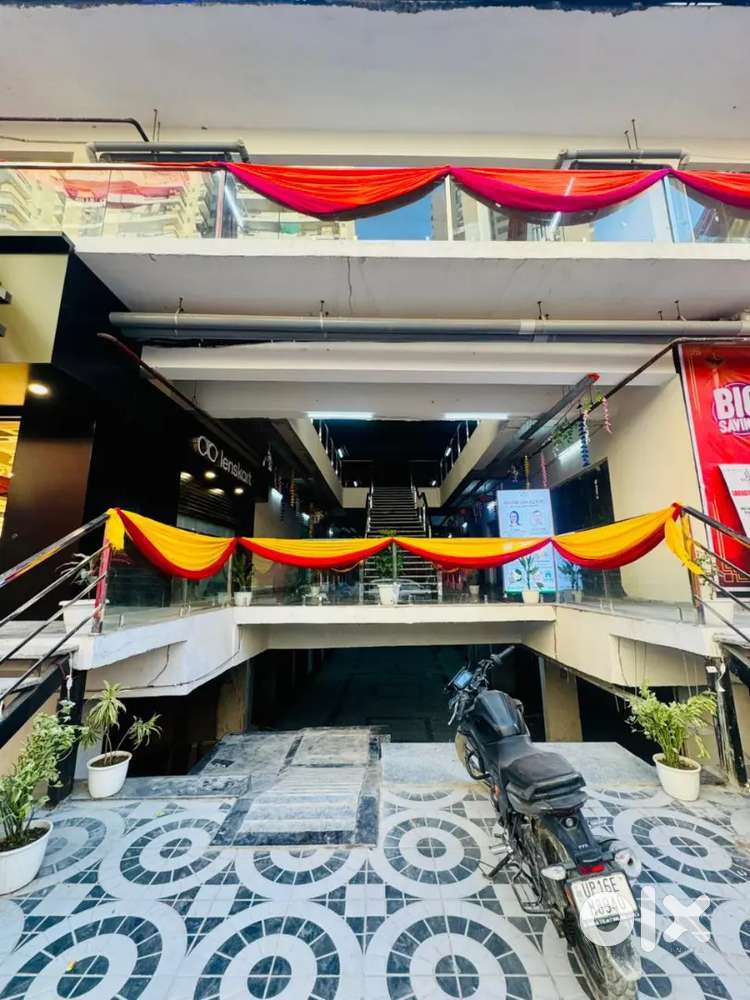 Saraswati Galleria - Where Business Meets Opportunity