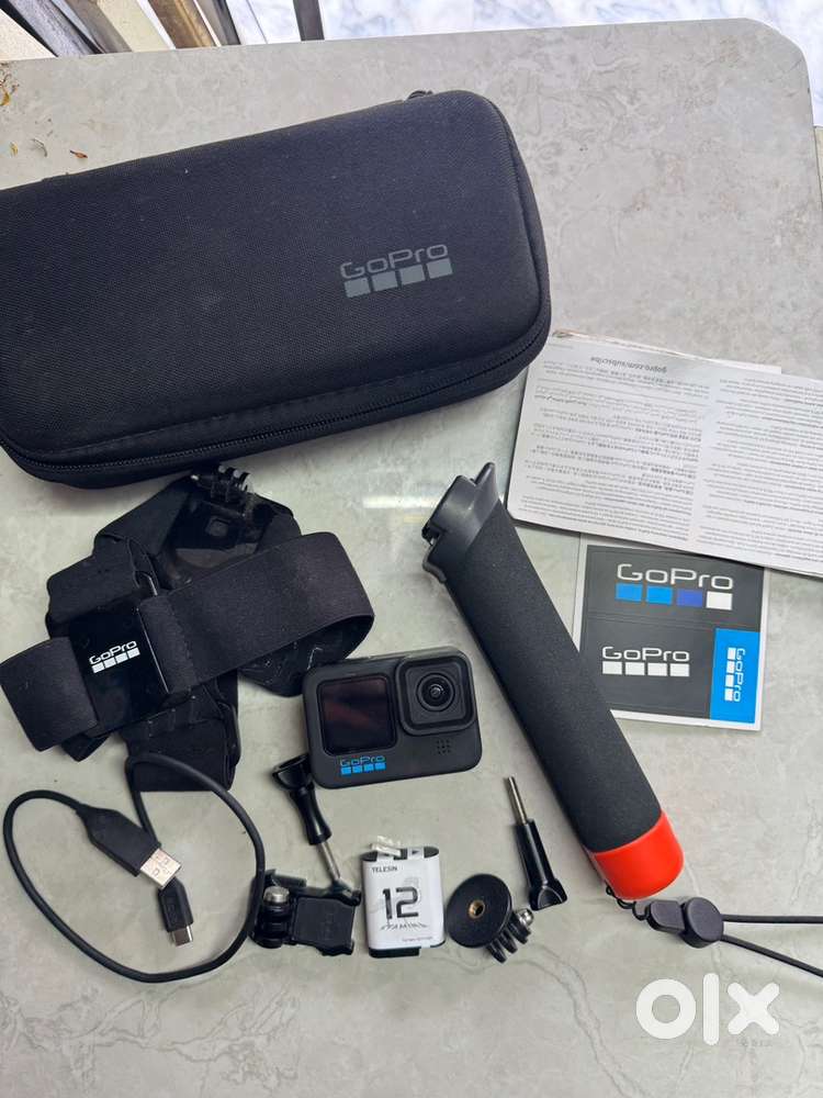 Gopro hero 11 black only 2 year old