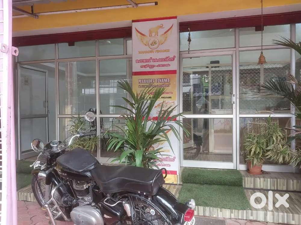 Prime Commercial Space – 700 Sqft  Mukkolakkal  Near Technopark ph3