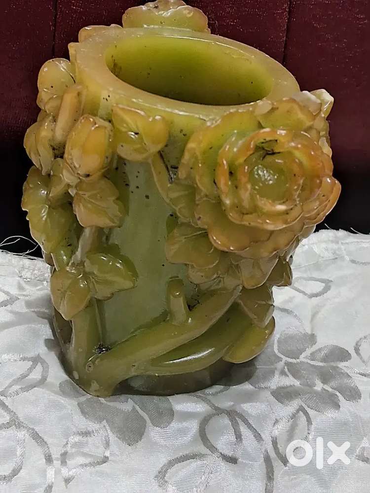 Antique Green Stone Vase 10k