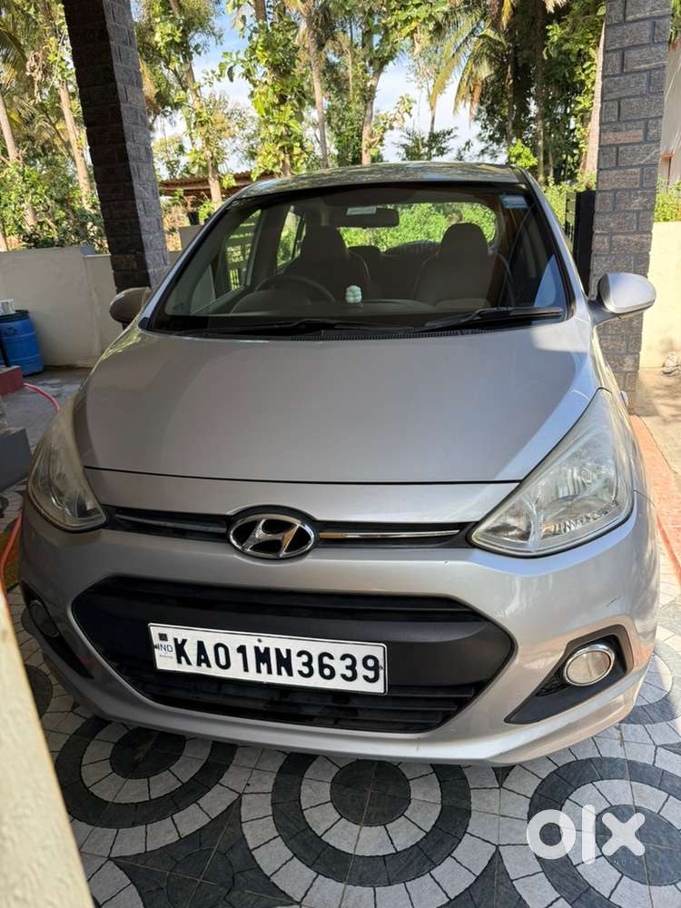 Hyundai Grand i10 2016 Petrol 76461 Km Driven