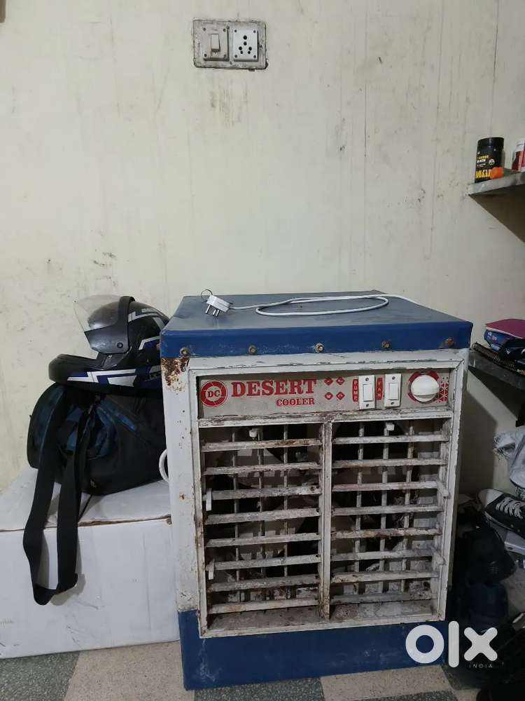 Desert cooler medium size in 1200₹ (negotiable)
