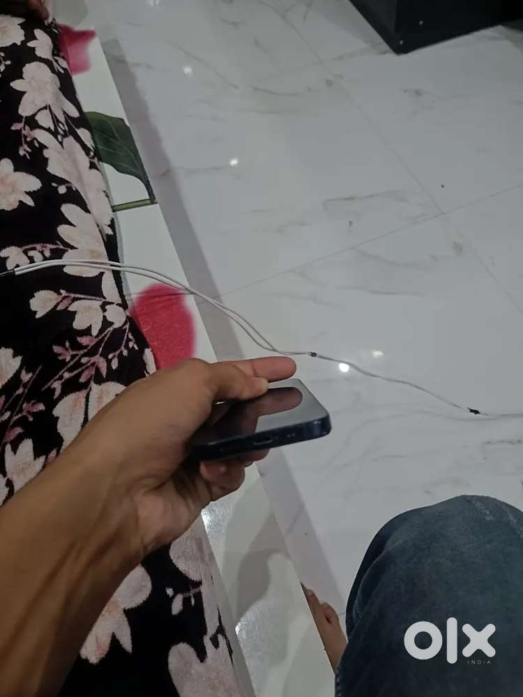 Selll karna haiii meko