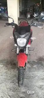 Sell my glamour FI 125 cc in good condition