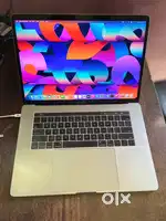 Apple macbook pro core i9 32gb Ram 512gb ssd touchbar