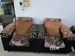3+2 seater sofa set