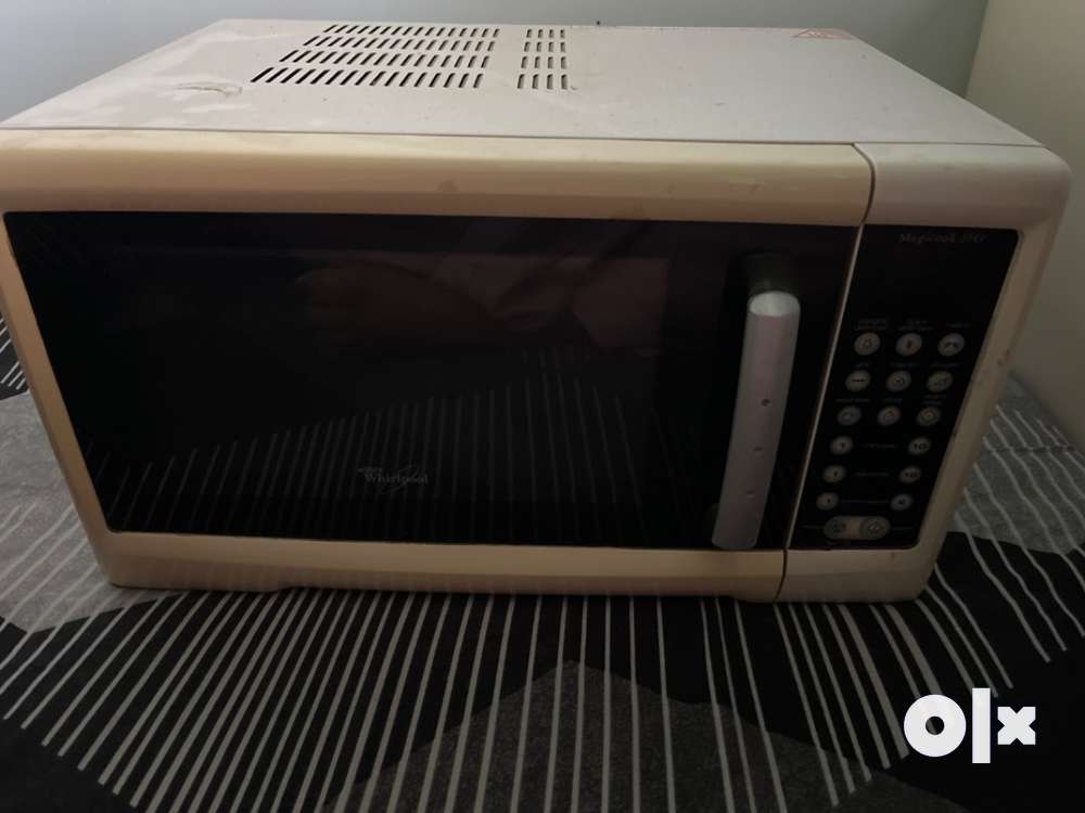 Need to sell microwave oven
