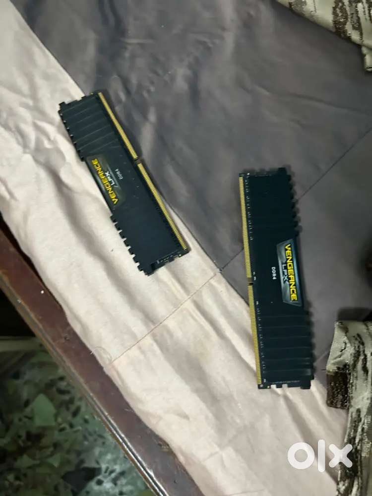 Corsair vengeance lpx ddr4 3200mhz 16gb(8gb*2)