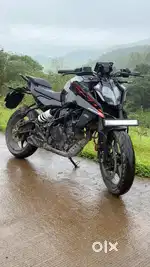KTM DUKE 250 - All Black 2025 FEB - Gen 3