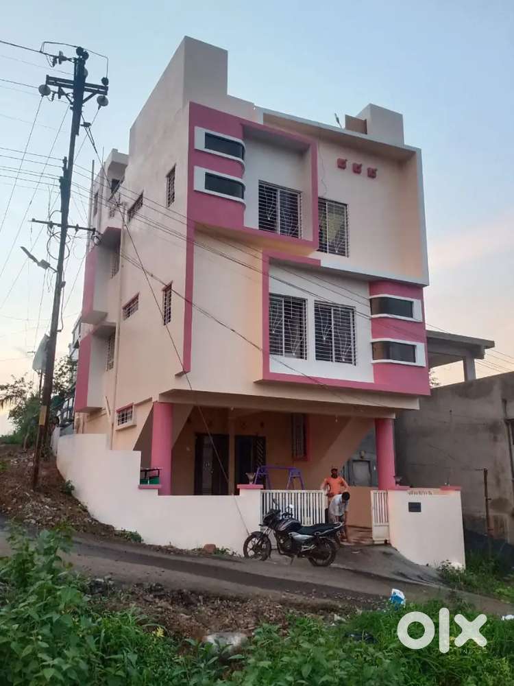 विकणे आहे 2 रो हाऊस