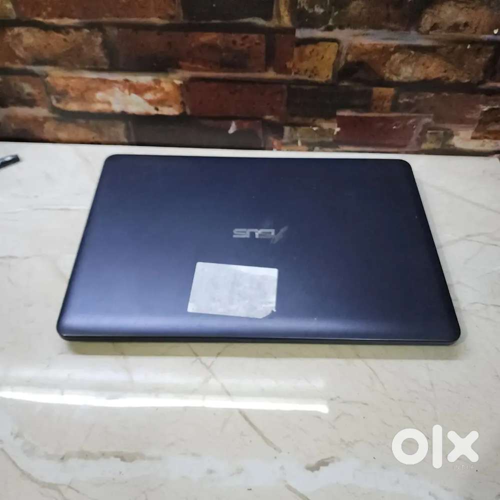 I5 8th generation laptop 8/128 ram storage