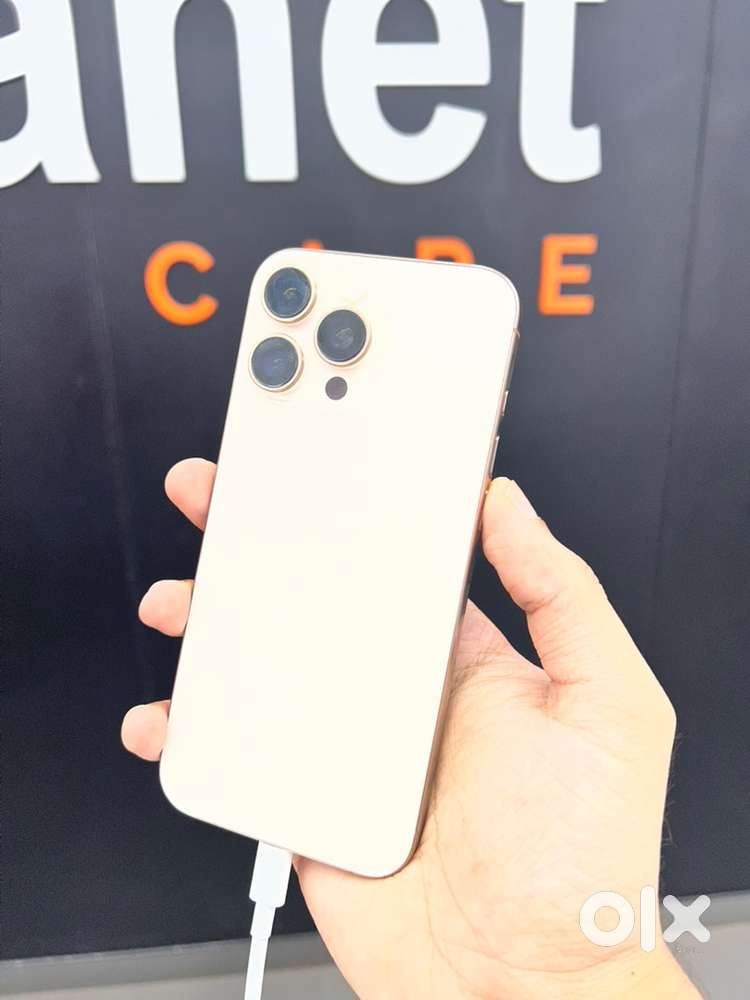 16 pro max 256gb 1 month warrenty